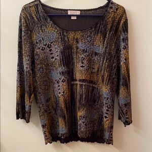 Women’s Size Large Top